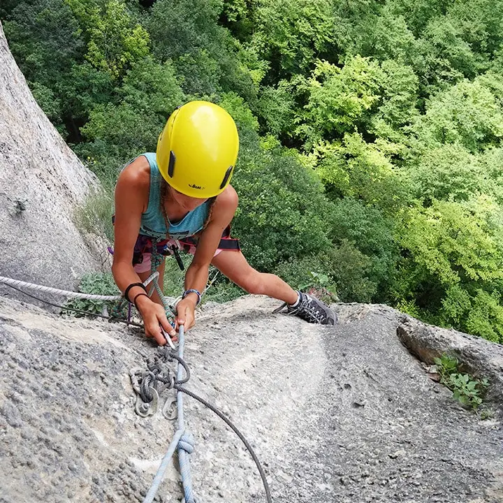 Young adventurers in climbing trip on the Côte d'Azur - Les Geckos