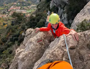 Rock climbing red route in Saint Jeannet on the french riviera - Les Geckos
