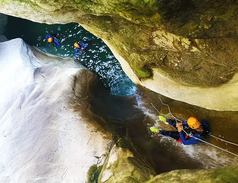 Canyoning Riolan in the Estéron valley in the south of France - Les Geckos